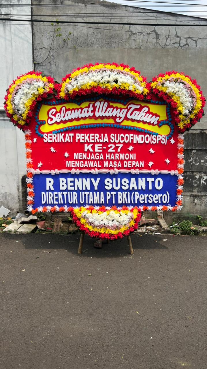 Bunga papan kuning putih untuk congratulations opening
